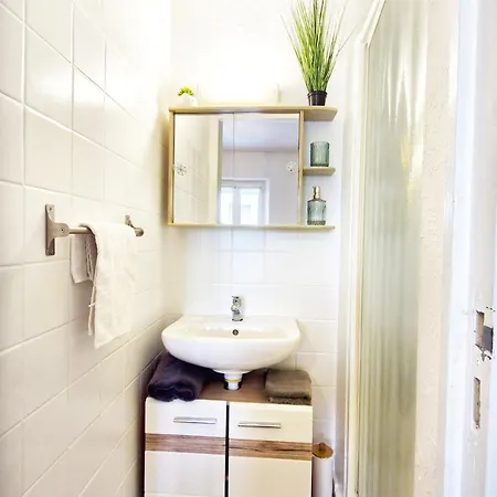 L'alizia * サリ・ソランザラ